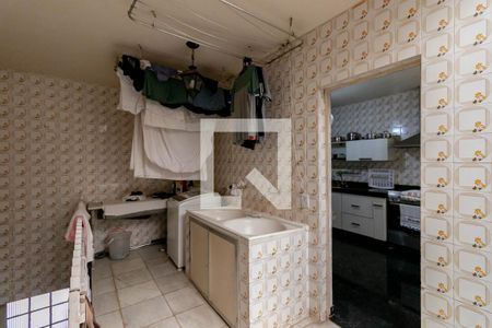 Casa à venda com 300m², 4 quartos e 4 vagasÁrea de Serviço