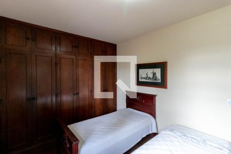 Casa à venda com 300m², 4 quartos e 4 vagasQuarto 1