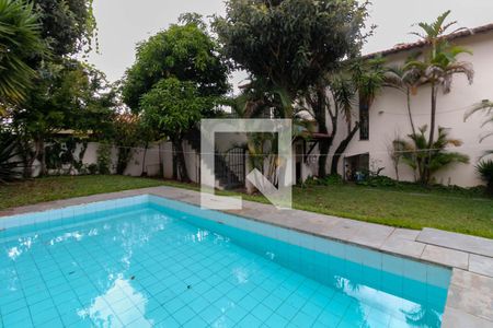 Casa à venda com 300m², 4 quartos e 4 vagasQuintal