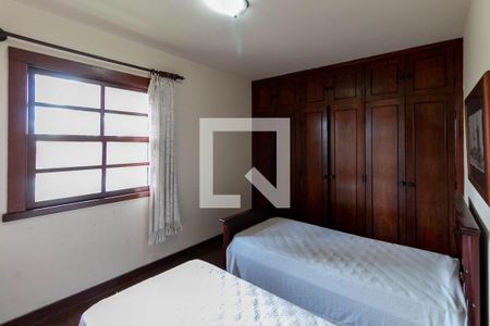 Casa à venda com 300m², 4 quartos e 4 vagasQuarto 1