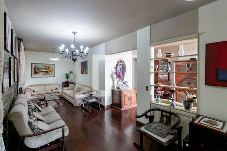 Sala de casa à venda com 4 quartos, 300m² em Belvedere, Belo Horizonte