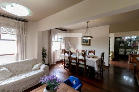 Sala de casa à venda com 4 quartos, 300m² em Belvedere, Belo Horizonte