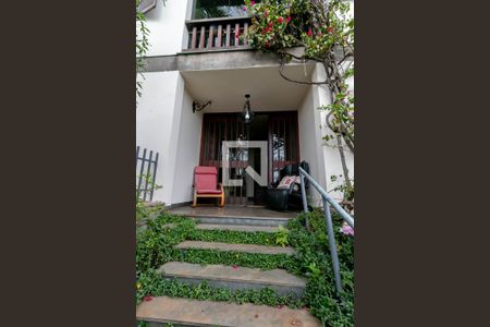 Casa à venda com 300m², 4 quartos e 4 vagasEntrada