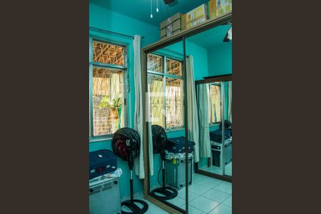 Quarto 01 de casa de condomínio para alugar com 3 quartos, 130m² em Quintino Bocaiuva, Rio de Janeiro