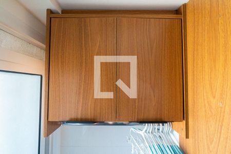 Apartamento à venda com 68m², 2 quartos e 2 vagasÁrea de Serviço - Armário