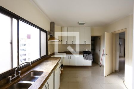 Apartamento à venda com 290m², 5 quartos e 3 vagasCozinha
