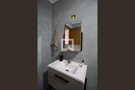 Casa à venda com 102m², 2 quartos e 2 vagas Casa à venda com 102m², 2 quartos e 2 vagasBanheiro 2