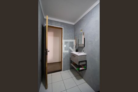 Casa à venda com 102m², 2 quartos e 2 vagas Casa à venda com 102m², 2 quartos e 2 vagasBanheiro 2