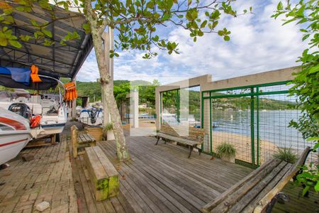 Casa para alugar com 75m², 2 quartos e 1 vaga Casa para alugar com 75m², 2 quartos e 1 vagaAcesso para lagoa