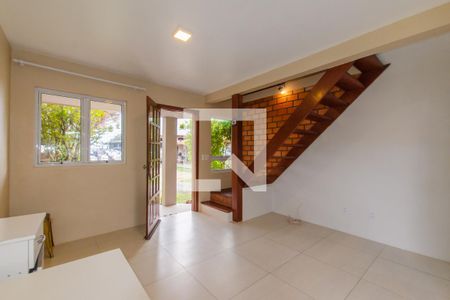 Sala de casa para alugar com 2 quartos, 75m² em Barra da Lagoa, Florianópolis