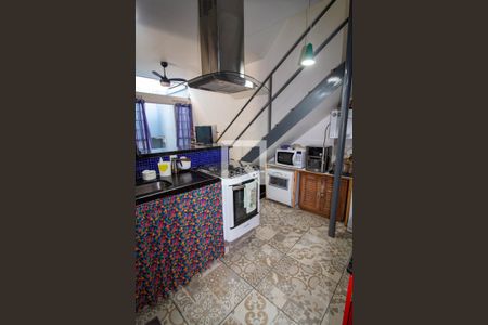 Casa à venda com 180m², 3 quartos e 1 vaga Casa à venda com 180m², 3 quartos e 1 vagaCozinha