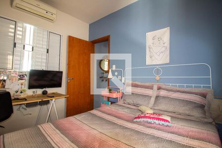 Casa à venda com 180m², 3 quartos e 1 vaga Casa à venda com 180m², 3 quartos e 1 vagaQuarto 3