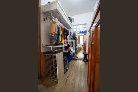 Closet da Suíte 1 de casa à venda com 3 quartos, 180m² em Vila Isabel, Rio de Janeiro