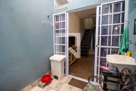 Casa à venda com 180m², 3 quartos e 1 vaga Casa à venda com 180m², 3 quartos e 1 vagaÁrea externa