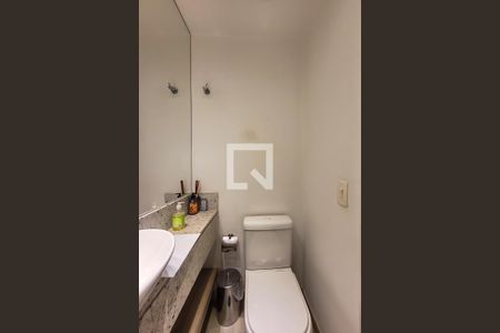 Apartamento à venda com 147m², 3 quartos e 2 vagas Apartamento à venda com 147m², 3 quartos e 2 vagasLavabo