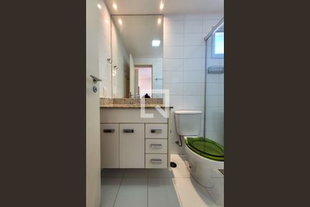 Apartamento à venda com 147m², 3 quartos e 2 vagas Apartamento à venda com 147m², 3 quartos e 2 vagasBanheiro Quarto 3 - Suíte