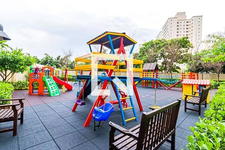 Apartamento à venda com 147m², 3 quartos e 2 vagas Apartamento à venda com 147m², 3 quartos e 2 vagasPlayground