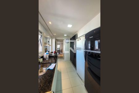 Apartamento à venda com 147m², 3 quartos e 2 vagas Apartamento à venda com 147m², 3 quartos e 2 vagasCozinha