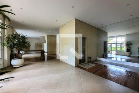 Apartamento à venda com 147m², 3 quartos e 2 vagas Apartamento à venda com 147m², 3 quartos e 2 vagasHall social