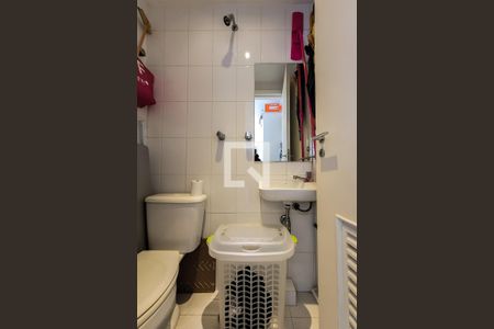 Apartamento à venda com 147m², 3 quartos e 2 vagas Apartamento à venda com 147m², 3 quartos e 2 vagasBanheiro de serviço