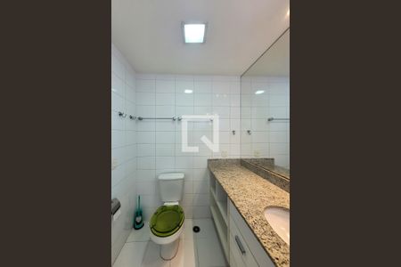 Apartamento à venda com 147m², 3 quartos e 2 vagas Apartamento à venda com 147m², 3 quartos e 2 vagasBanheiro Quarto 2 - Suíte