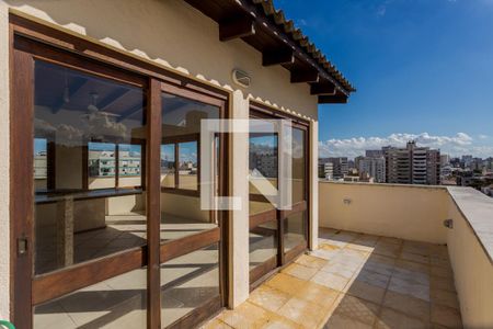 Apartamento à venda com 286m², 4 quartos e 2 vagas Apartamento à venda com 286m², 4 quartos e 2 vagasTerraço