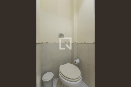 Apartamento à venda com 286m², 4 quartos e 2 vagas Apartamento à venda com 286m², 4 quartos e 2 vagasBanheiro Social 2
