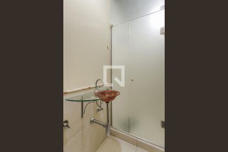 Apartamento à venda com 286m², 4 quartos e 2 vagas Apartamento à venda com 286m², 4 quartos e 2 vagasBanheiro Social 2