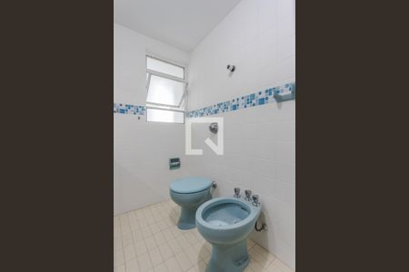 Apartamento à venda com 286m², 4 quartos e 2 vagas Apartamento à venda com 286m², 4 quartos e 2 vagasBanheiro Social