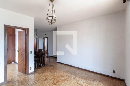 Casa para alugar com 360m², 5 quartos e 2 vagas Casa para alugar com 360m², 5 quartos e 2 vagasSala 3