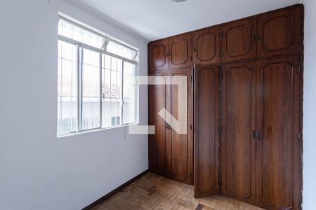 Casa para alugar com 360m², 5 quartos e 2 vagas Casa para alugar com 360m², 5 quartos e 2 vagasQuarto 1