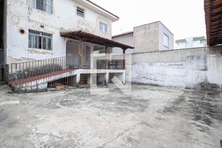 Casa para alugar com 360m², 5 quartos e 2 vagas Casa para alugar com 360m², 5 quartos e 2 vagasQuintal