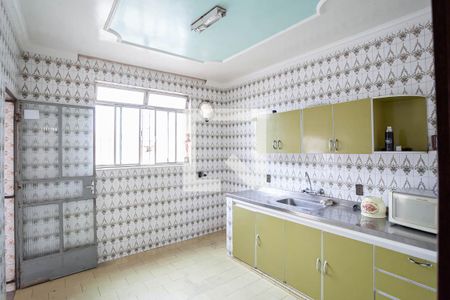 Casa para alugar com 360m², 5 quartos e 2 vagas Casa para alugar com 360m², 5 quartos e 2 vagasCozinha