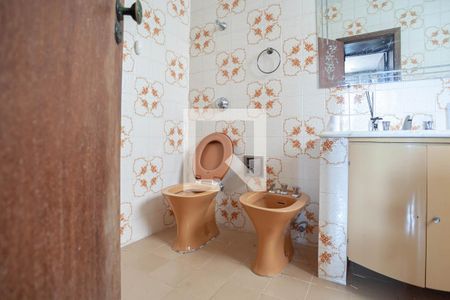 Casa para alugar com 360m², 5 quartos e 2 vagas Casa para alugar com 360m², 5 quartos e 2 vagasBanheiro da suíte