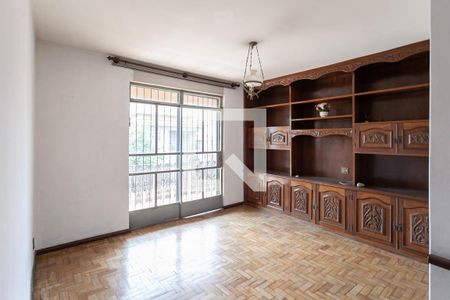 Casa para alugar com 360m², 5 quartos e 2 vagas Casa para alugar com 360m², 5 quartos e 2 vagasSala 3