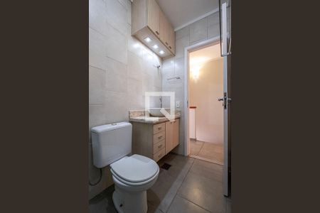 Casa à venda com 67m², 2 quartos e 1 vaga Casa à venda com 67m², 2 quartos e 1 vagaBanheiro