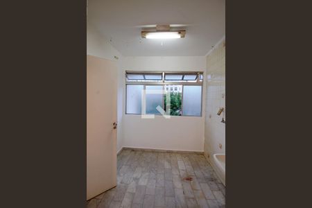 Apartamento para alugar com 71m², 3 quartos e 1 vaga Apartamento para alugar com 71m², 3 quartos e 1 vagaÁrea de Serviço