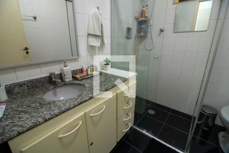 Casa para alugar com 385m², 3 quartos e 3 vagas Casa para alugar com 385m², 3 quartos e 3 vagasBanheiro 1