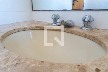 Apartamento à venda com 115m², 3 quartos e 2 vagas Apartamento à venda com 115m², 3 quartos e 2 vagasBanheiro da Suíte 2 Detalhe