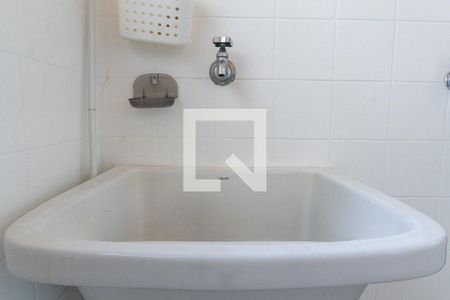 Apartamento à venda com 115m², 3 quartos e 2 vagas Apartamento à venda com 115m², 3 quartos e 2 vagasÁrea de Serviço Detalhe