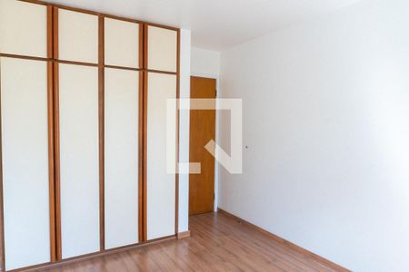 Apartamento à venda com 115m², 3 quartos e 2 vagas Apartamento à venda com 115m², 3 quartos e 2 vagasQuarto