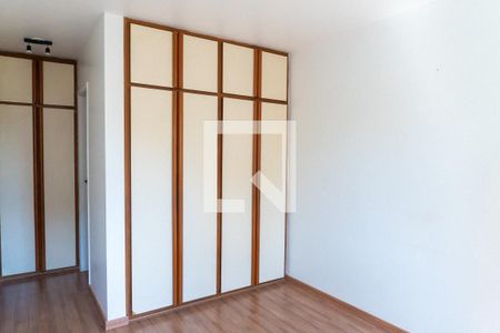 Apartamento à venda com 115m², 3 quartos e 2 vagas Apartamento à venda com 115m², 3 quartos e 2 vagasSuite 2