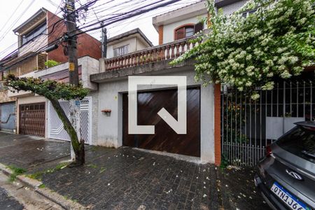 Casa à venda com 219m², 3 quartos e 4 vagasFachada