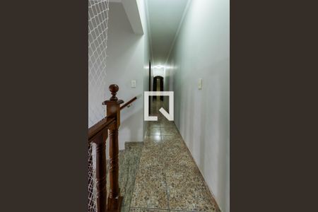 Casa à venda com 219m², 3 quartos e 4 vagasHall