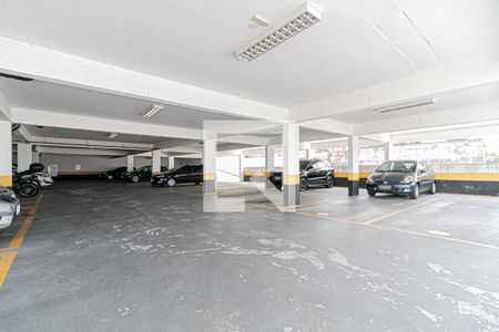 Apartamento à venda com 65m², 2 quartos e 1 vaga Apartamento à venda com 65m², 2 quartos e 1 vagaEstacionamento