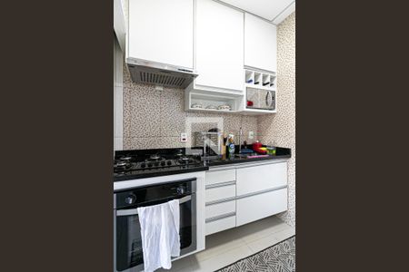 Apartamento à venda com 65m², 2 quartos e 1 vaga Apartamento à venda com 65m², 2 quartos e 1 vagaCozinha e Área de Serviço