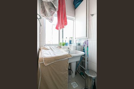 Apartamento à venda com 65m², 2 quartos e 1 vaga Apartamento à venda com 65m², 2 quartos e 1 vagaCozinha e Área de Serviço