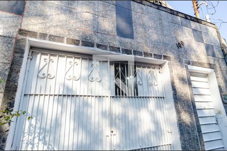 Casa para alugar com 75m², 1 quarto e sem vagaFachada