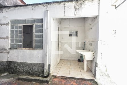 Casa à venda com 100m², 2 quartos e 1 vagaQuintal