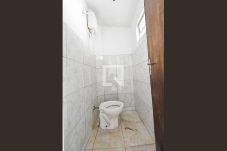 Casa à venda com 100m², 2 quartos e 1 vagaBanheiro de Serviços 